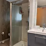 D'exception & Acces Direct Apartmán