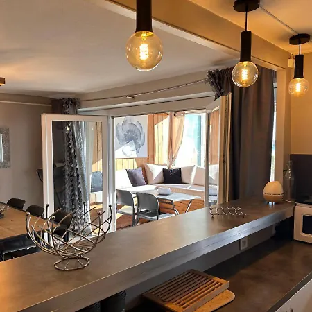 D'exception & Acces Direct Apartment