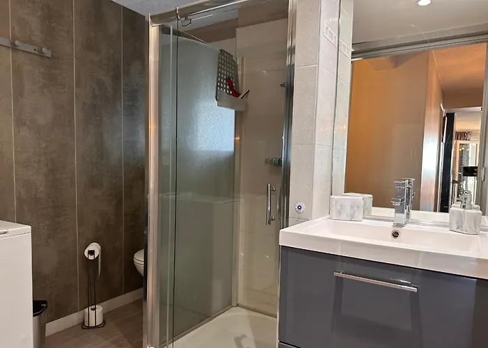 D'exception & Acces Direct Apartament